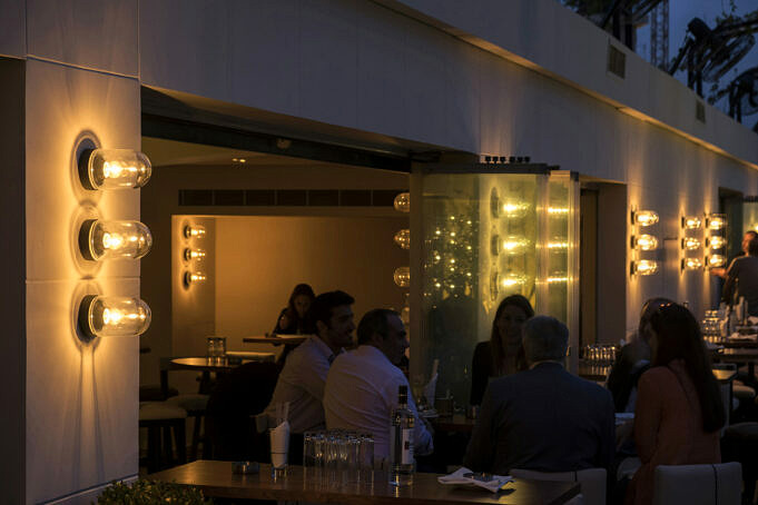 Capitole Restaurant & Lounge Par Adrian Perez